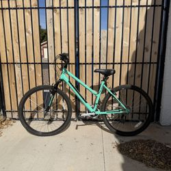 Nishiki Pueblo Medium Bike