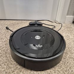 iRobot Roomba E5 Robot Vacuum