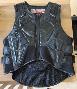 Motorcycle riding vest