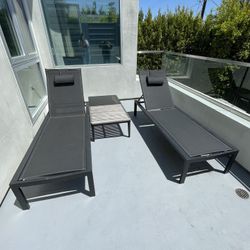 3 Outdoor Chaise Pool Loungers And Table 