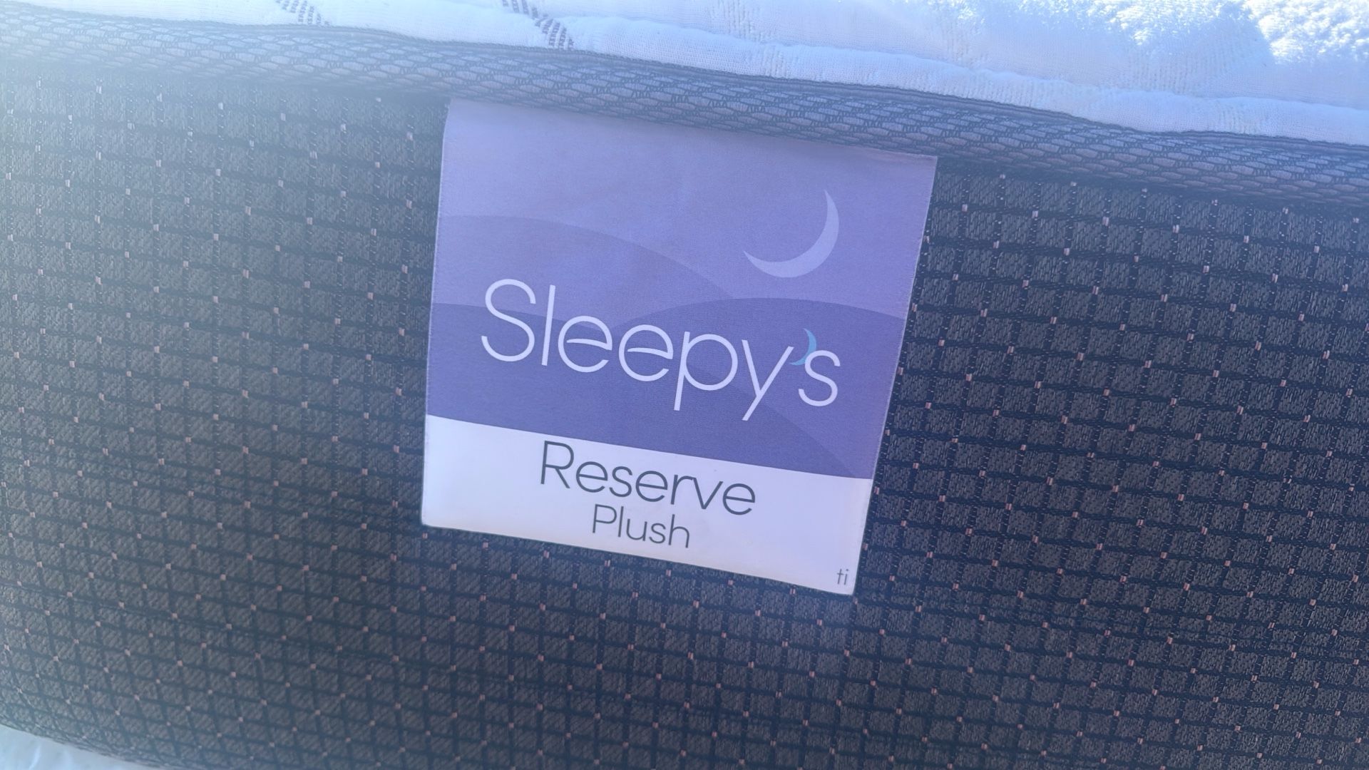 Yard Sale Kings Queens And Twin Mattress 