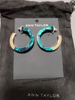 New!! Emerald Green Tortoiseshell ANN TAYLOR hoop Earrings 
