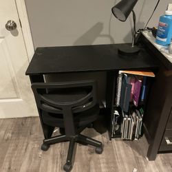 Small Desk With Chair And Wireless Charge Light Stand 