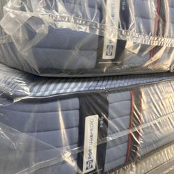 Posture Pedic Brand New