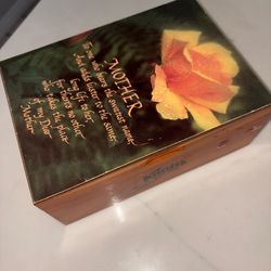 Vintage cedar jewelry box Knotts Berry farm