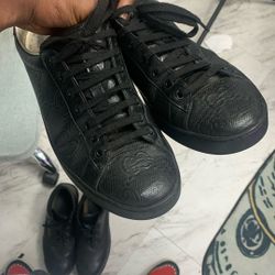 Gucci shoes Size 11 Fit Big