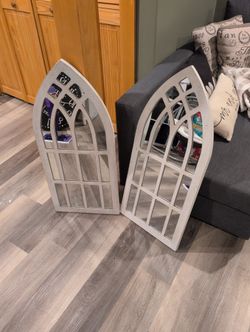 FREE - Wall Mirrors