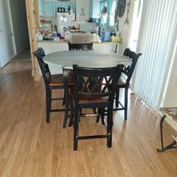 Bar Table