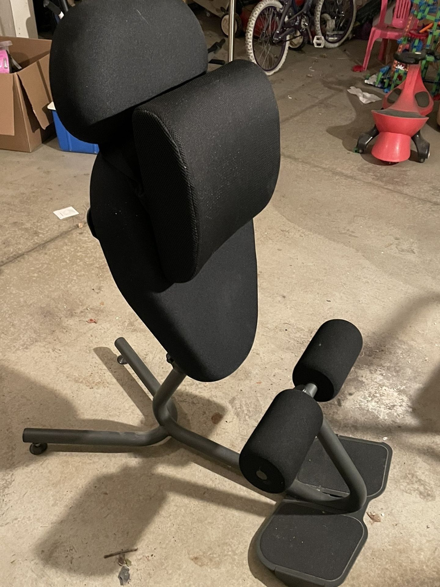Knee Chair
