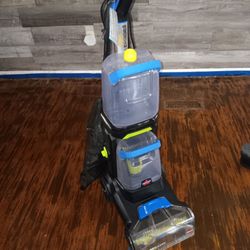 BISSELL CARPET CLEANER