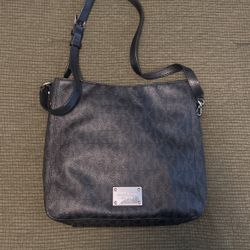 Michael Kors Crossbody And Matching Wallet 