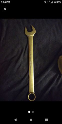 Snap on wrench 1 1/8 or best offer