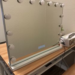 Bluetooth Vanity Mirror