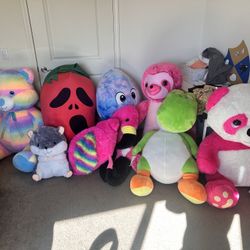 Lot Of Eight Large Stuffed Animals