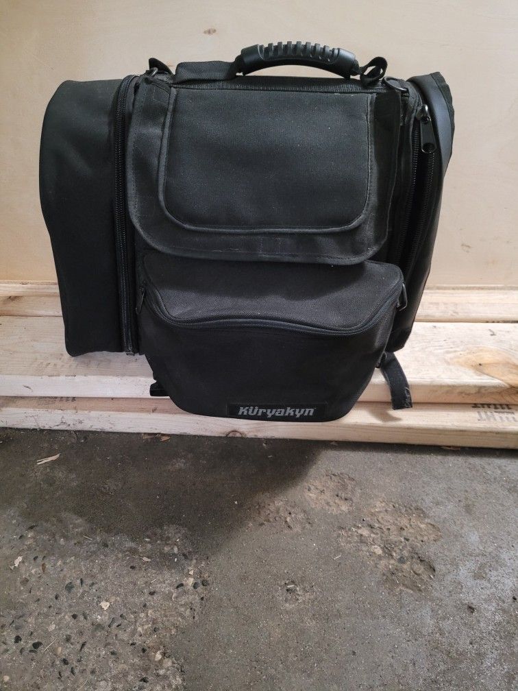 Kuryakyn Black Motorcycle Backrest Bag (Tombstone Bags)