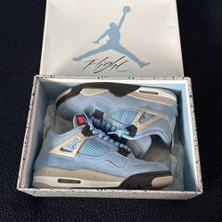 Jordan 4’s University Blue