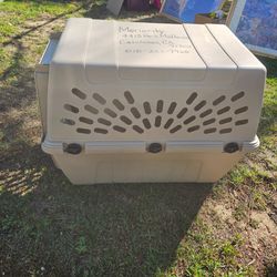 Large Petmate Deluxe Pet Porter
