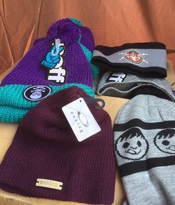 Gorras marca OAKLEY, neff 10 cada una, la OAKLEY 20