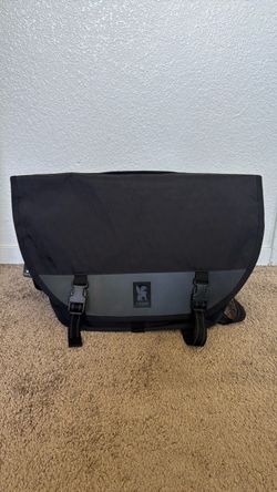 Chrome Messenger Bag Black