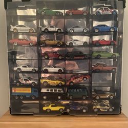 Matchbox  Hot Wheels M2 Greenlight. Display Case Classics  $ 38 EACH NEW 