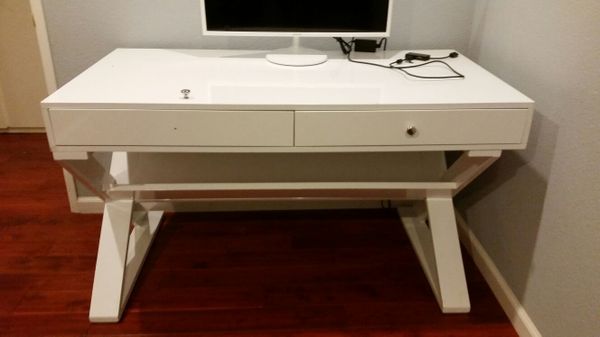 Z Gallerie White High Gloss Desk Table Makeup Vanity For Sale