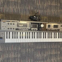 Roland V-Combo VR-09