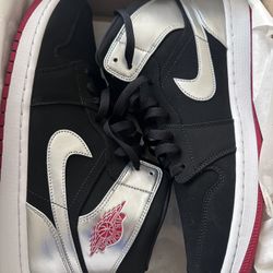 Jordan Black Gym Red Mettalic Silver Size 11.5