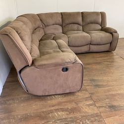 Recliner Sectional Couch Sofa *Free Delivery*