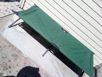 SlumberJack sleeping cot
