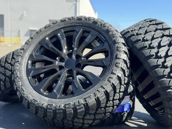 22" NEW Wheels Rims Tires Chevy Silverado 1500 Tahoe Suburban GMC Sierra Chevrolet Cadillac Escalade Yukon Denali Avalanche 285/45R22 33” TPMS