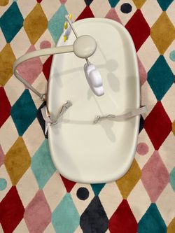 Baby diaper changer