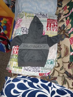 Old Navy Sweater