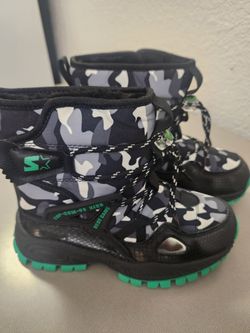 "New" Camo Boots for Boys/Girls Sz 1