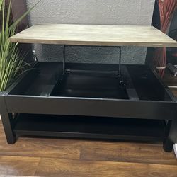 Lift Top Table