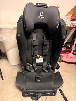 Diono Radian 3RXT SafePlus car seat