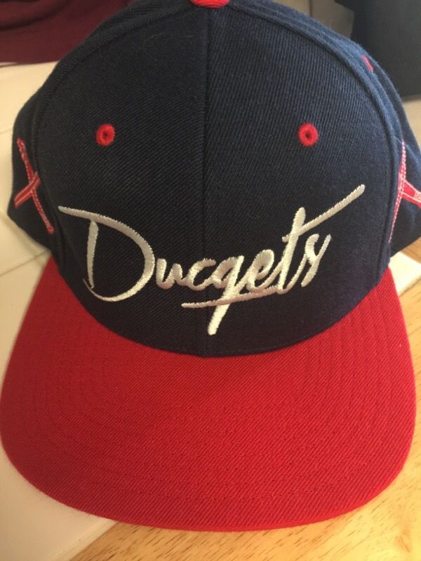 original ducqets hat brand new