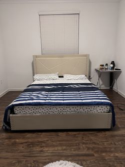 Queen Size Bed Frame with 4 Storage Drawers, Upholstered Platform Bed Frame with Charging