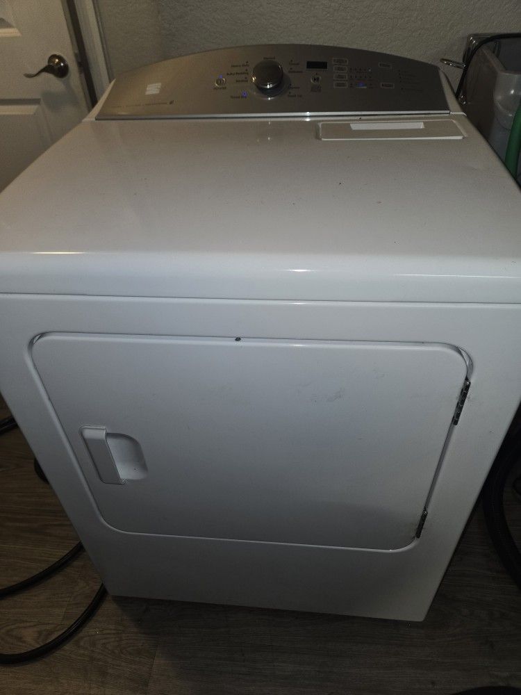 π₯ Kenmore 600 Series Electric Dryer β 7.0 Cu Ft | Sensor Dry + Sanitize | Works Great