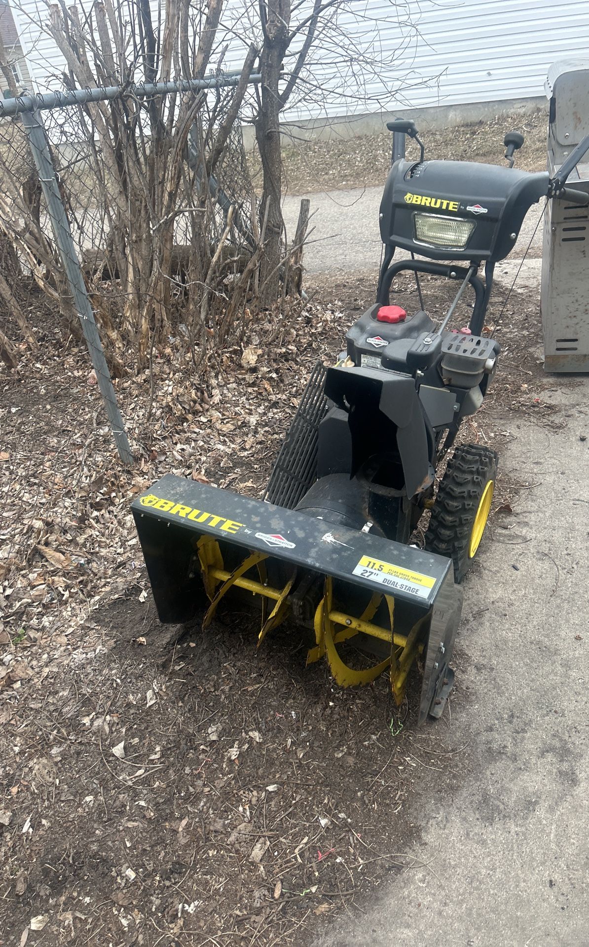 Old Brute Snow Blower Doesn’t Run 20 Bucks