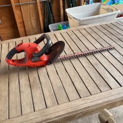Hedge Trimmer 22inch Electric