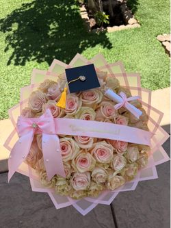 Graduation Bouquet last min!! 50 Roses