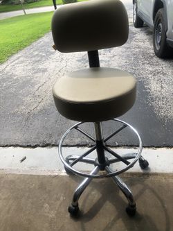 Adjustable Desk Chair