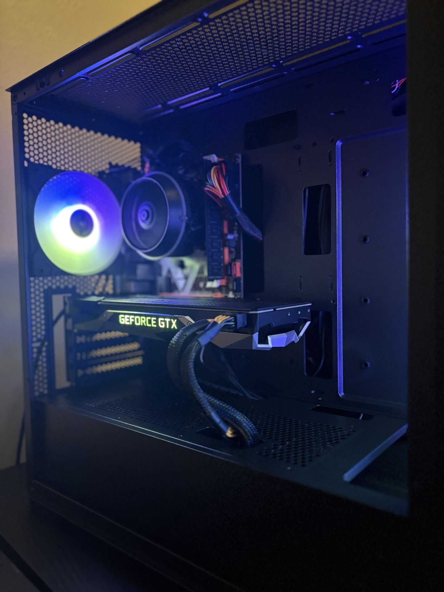 ジョンスミス #135ゲーミングPC i7 4790/gtx1080/8G GAMING PC i7 4790 GTX 1080 500 GB SSD