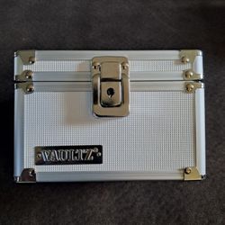 Vualt Personal Lockers