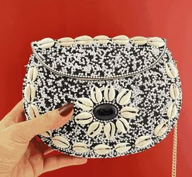 Handmade Beaded Shell Clutch Purse - Black & White Evening Bag with Removable Chain