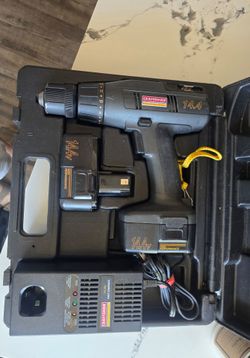 Craftsman Cordless 14.4 Drill Set