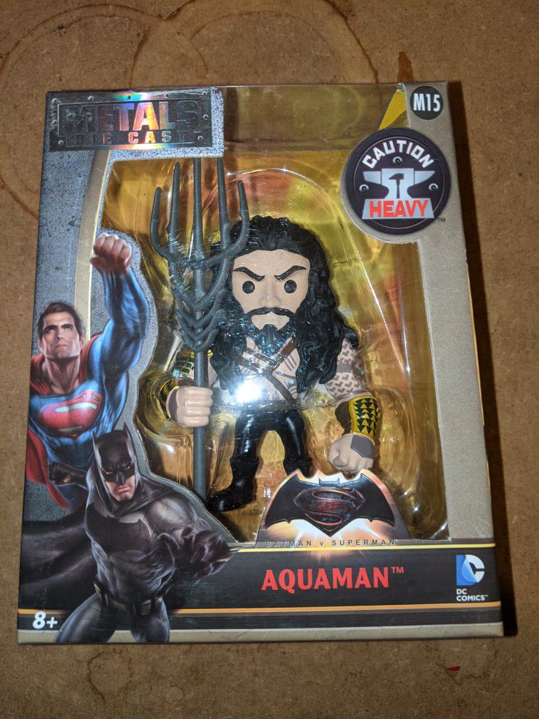 Metals Die Cast Aquaman Figure 4"