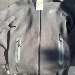 Nike Tech Fleece