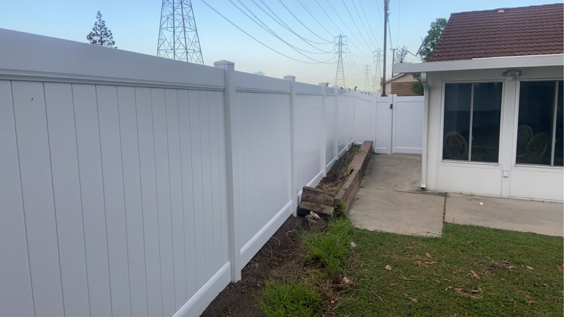 Vinyl Fence And Gates