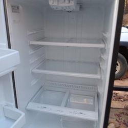 Working Fridge 